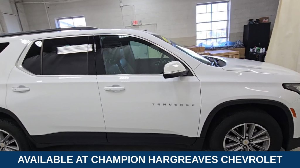 Certified 2023 Chevrolet Traverse LT FWD image 11