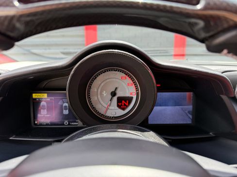 Used 2018 Ferrari 488 Spider RWD image 53