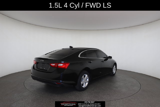 Used 2022 Chevrolet Malibu LS FWD image 17