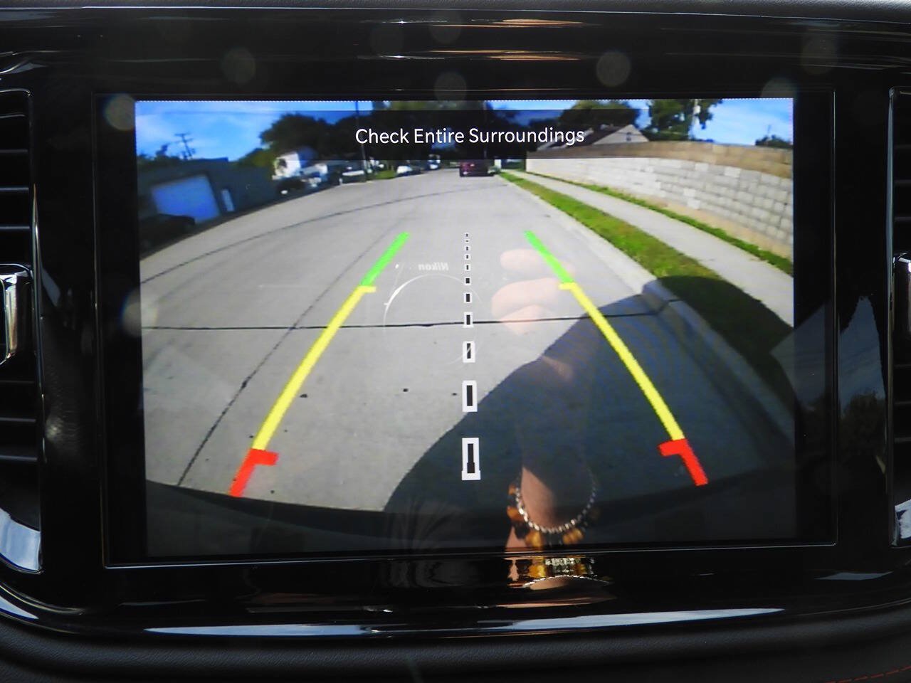 Used 2025 Dodge Durango R/T w/ Blacktop Package AWD/4WD image 43