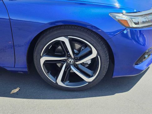 Used 2022 Honda Accord Sport image 9