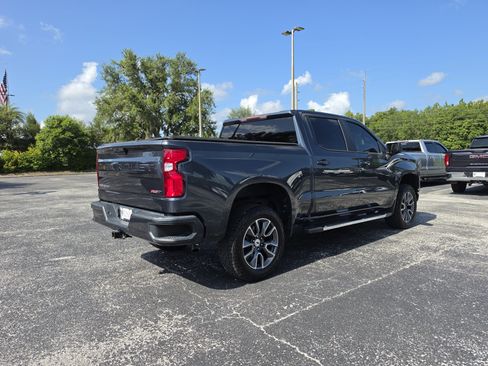 Used 2021 Chevrolet Silverado 1500 RST RWD image 4