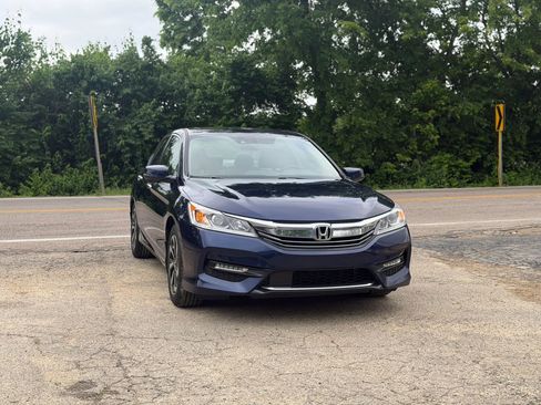 Used 2016 Honda Accord EX-L image 8