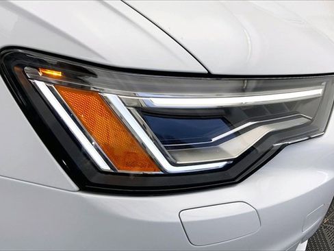 Certified 2022 Audi A6 Premium Plus w/ Premium Plus Package image 28