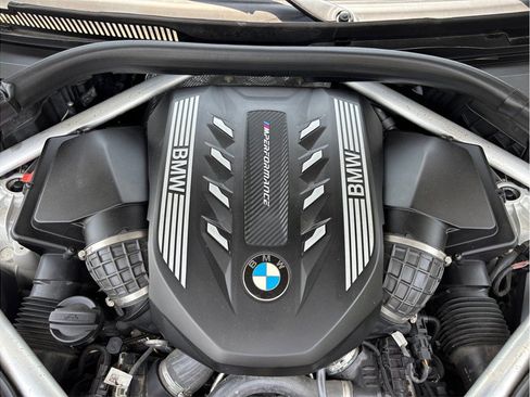 Used 2020 BMW X5 M50i AWD/4WD image 57