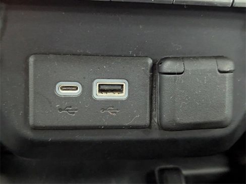 Used 2020 GMC Sierra 1500 SLT image 15