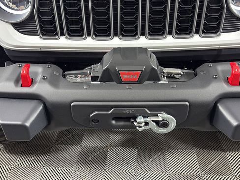 Used 2026 Jeep Wrangler Unlimited Rubicon w/ Steel Bumper Group image 14