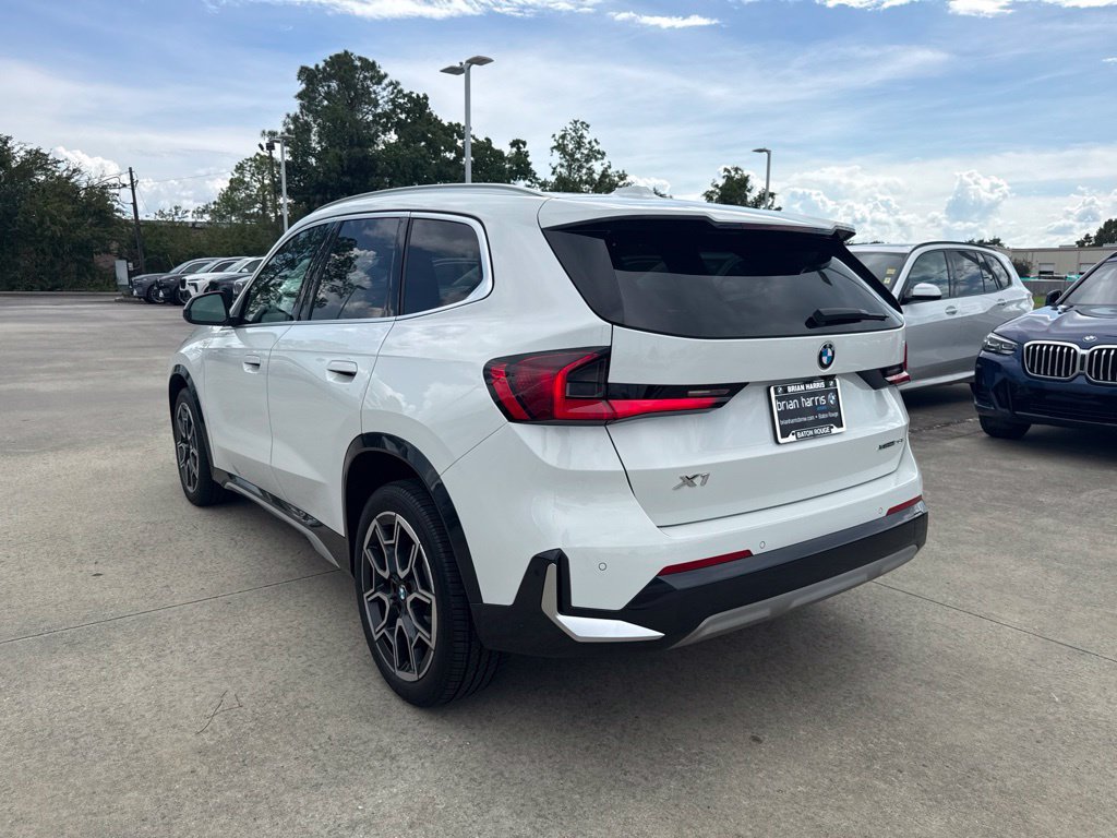 Certified 2024 BMW X1 xDrive28i w/ Convenience Package AWD/4WD image 3
