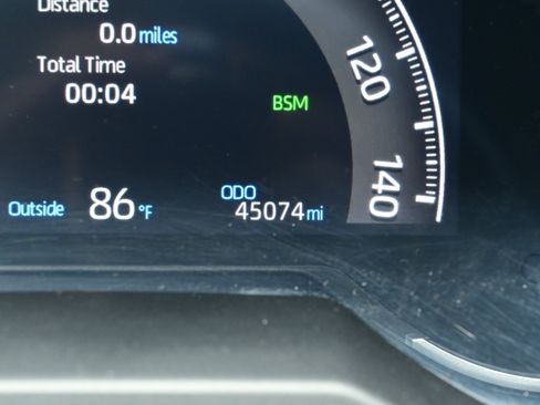 Used 2019 Toyota RAV4 Limited w/ Advanced Technology Package AWD/4WD image 21