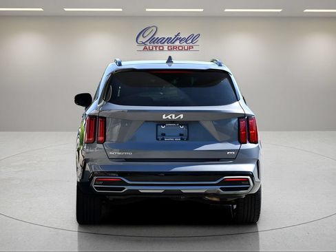 Used 2023 Kia Sorento SX AWD/4WD image 5