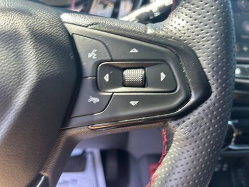 Used 2023 Chevrolet TrailBlazer RS w/ Sun and Liftgate Package FWD image 19