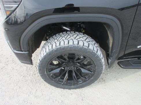 New 2026 GMC Sierra 1500 AT4 w/ AT4 Premium Package image 13