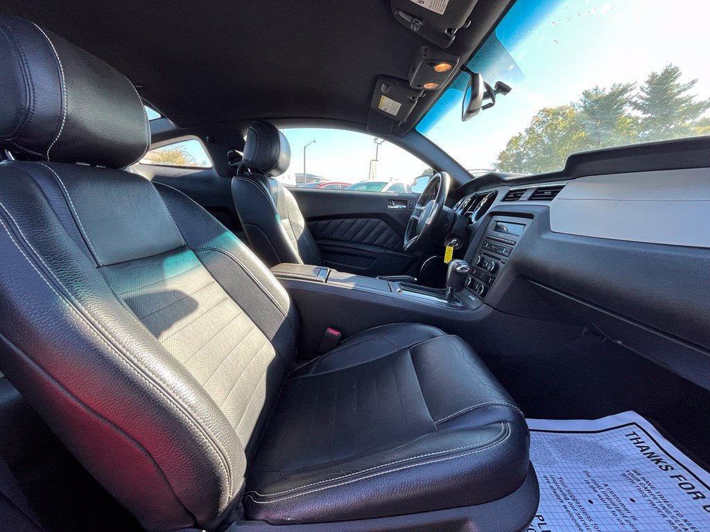 Used 2012 Ford Mustang Premium RWD image 30