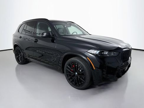 New 2026 BMW X5 xDrive40i w/ M Sport Package AWD/4WD image 1