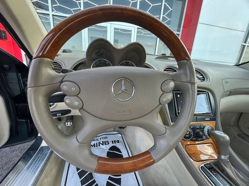 Used 2007 Mercedes-Benz SL 550 image 24