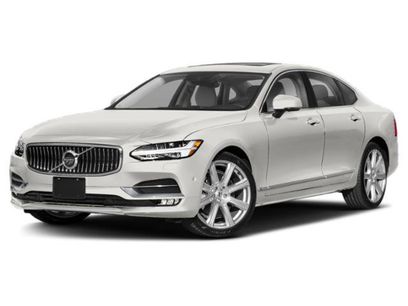 Used 2018 Volvo S90 T5 Momentum w/ Momentum Plus Package