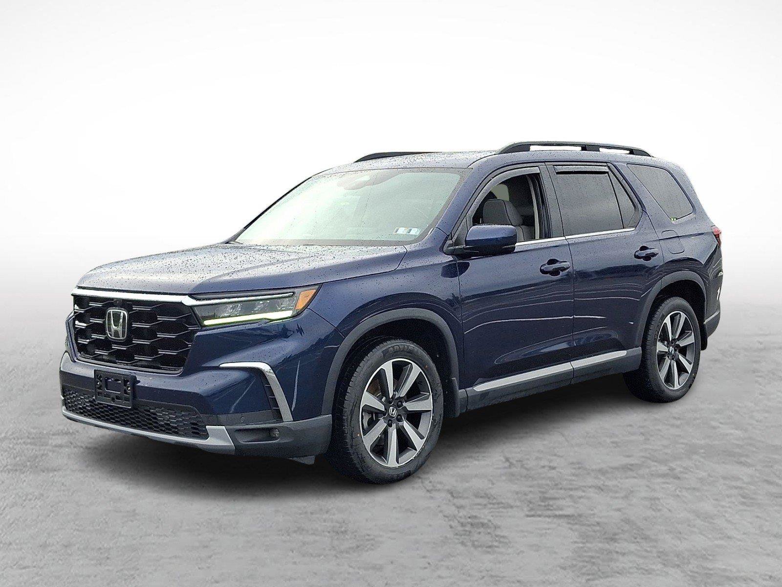 Used 2023 Honda Pilot Elite image 3
