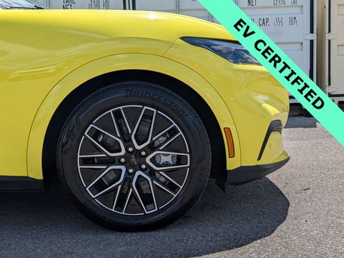 Used 2025 Ford Mustang Mach-E Premium RWD image 11