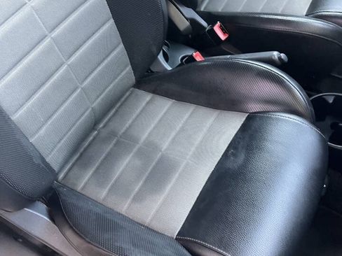 Used 2012 FIAT 500 Sport w/ Safety & Convenience Pkg FWD image 10