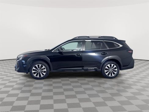 Certified 2023 Subaru Outback Limited AWD/4WD image 4