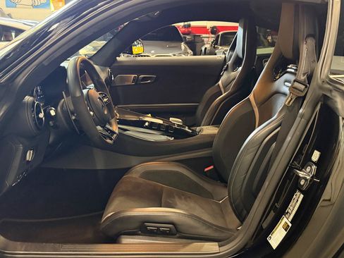 Used 2020 Mercedes-Benz AMG GT R image 27