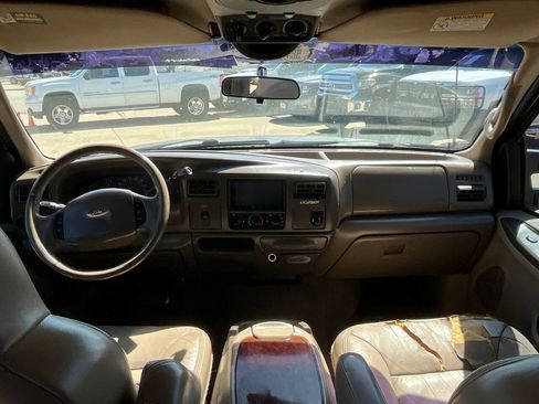 Used 2000 Ford Excursion Limited image 10