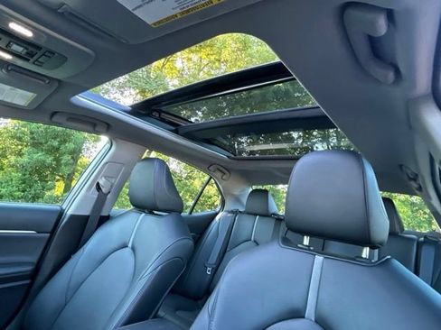 Used 2022 Toyota Camry XSE FWD image 54