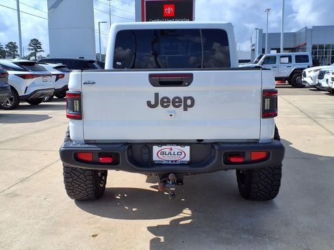 Used 2022 Jeep Gladiator Rubicon w/ Trailer Tow Package AWD/4WD image 7