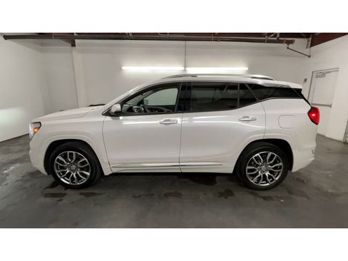 Certified 2024 GMC Terrain Denali w/ Denali Premium Package image 5