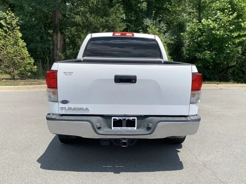 Used 2013 Toyota Tundra 2WD CrewMax w/ Tow Pkg image 6