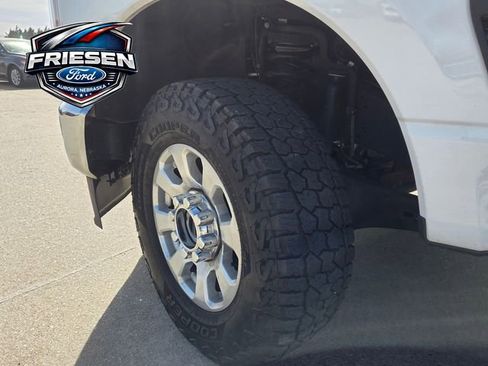 Used 2024 Ford F250 XLT w/ FX4 Off-Road Package AWD/4WD image 10