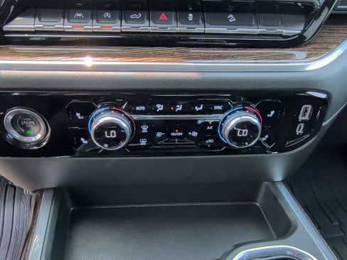 Used 2023 GMC Sierra 1500 Elevation AWD/4WD image 29