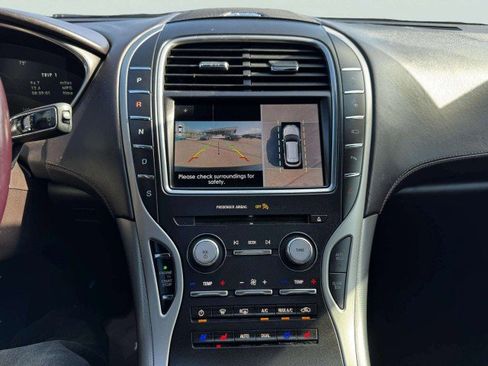 Used 2019 Lincoln Nautilus Black Label image 34