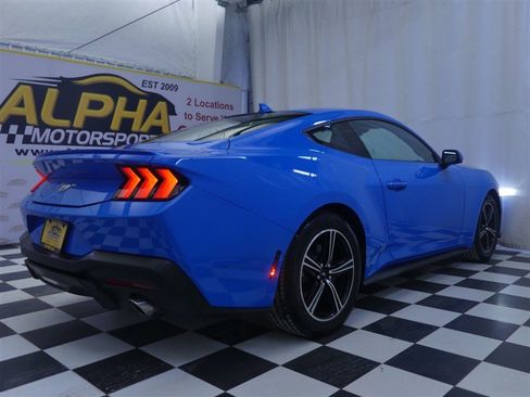 Used 2024 Ford Mustang Premium image 7