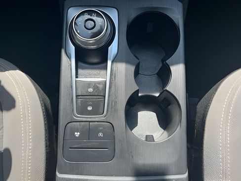 Used 2022 Ford Escape S FWD image 27