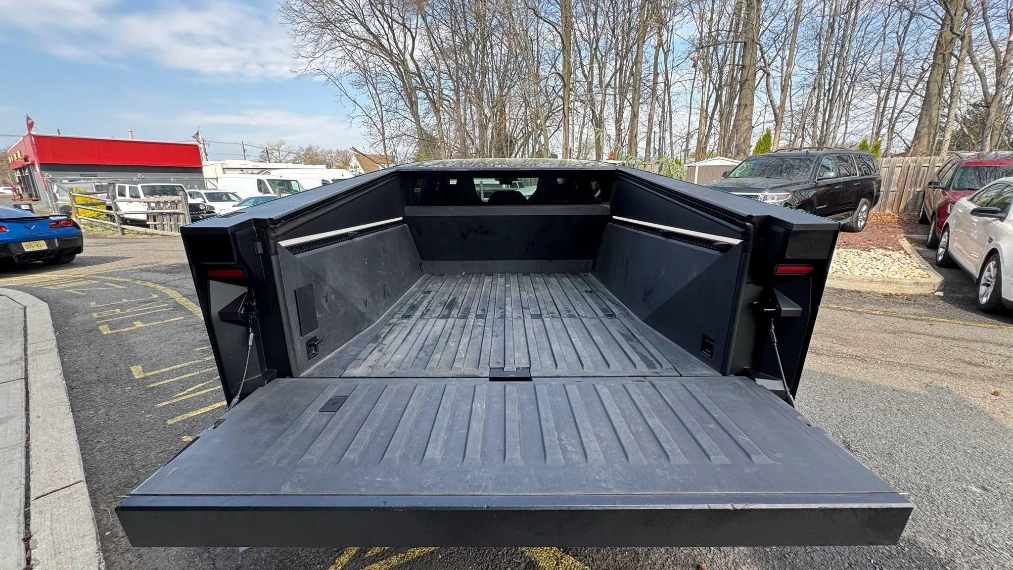 Used 2024 Tesla Cybertruck AWD Crew Cab image 22