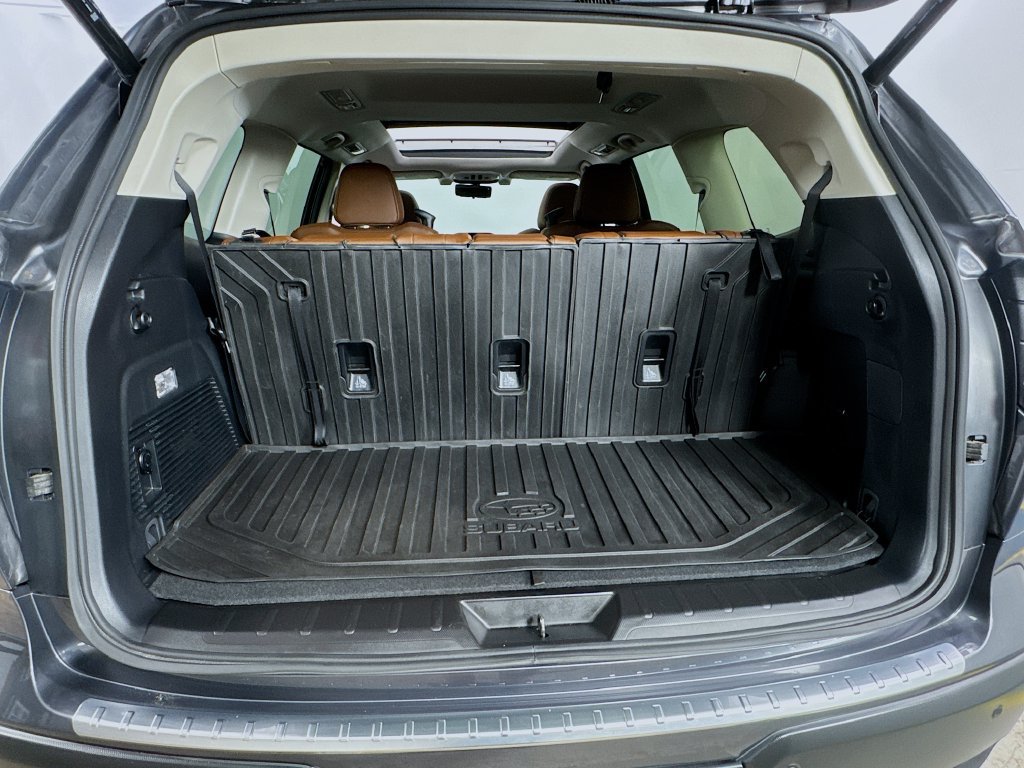 Used 2022 Subaru Ascent Touring AWD/4WD image 34