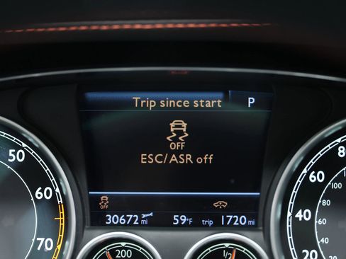 Used 2014 Bentley Continental GT V8 S image 30