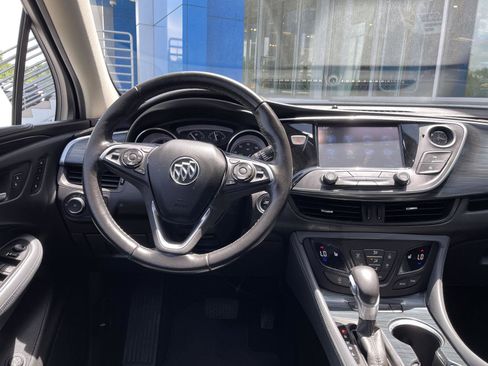 Used 2020 Buick Envision Essence FWD image 17