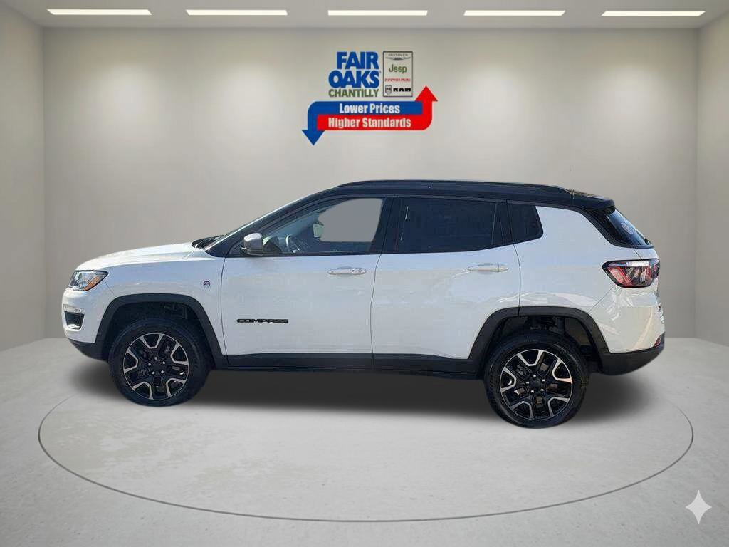Used 2019 Jeep Compass Trailhawk w/ Leather Interior Group AWD/4WD image 11