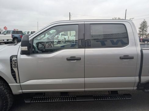 Used 2024 Ford F350 XLT image 5