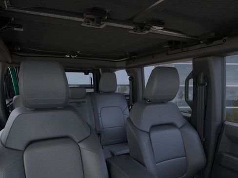 New 2025 Ford Bronco Outer Banks w/ Sasquatch Package image 13