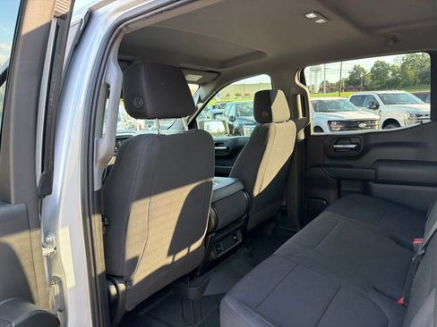 Used 2021 Chevrolet Silverado 1500 Custom AWD/4WD image 15
