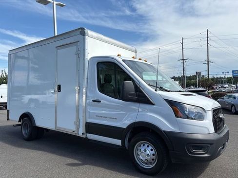 Used 2023 Ford Transit 350 DRW RWD image 7