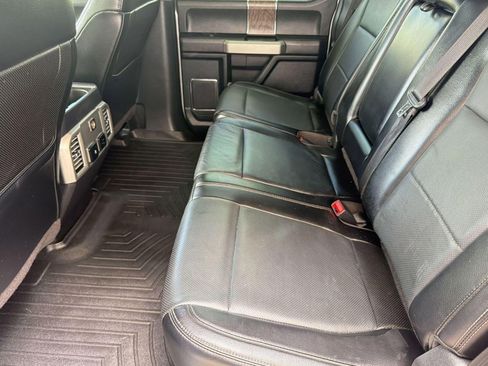 Used 2017 Ford F250 Lariat w/ Chrome Package image 26