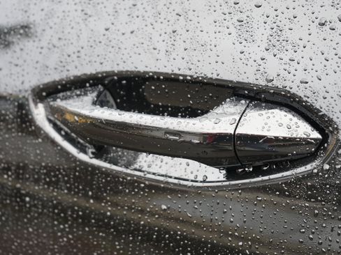 Used 2024 Audi Q4 e-tron Premium Plus w/ Premium Plus image 16