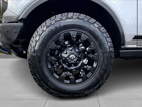 Certified 2022 Ford Bronco Black Diamond image 36
