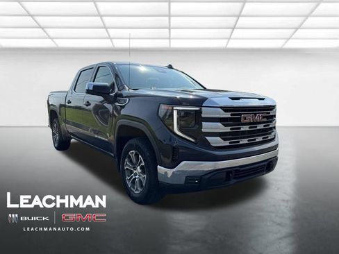 Used 2023 GMC Sierra 1500 SLE AWD/4WD image 10