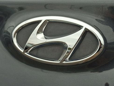 Certified 2023 Hyundai Kona SEL w/ Convenience Package image 30