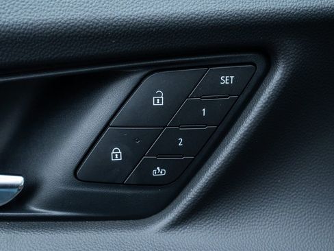 New 2026 Chevrolet Equinox ACTIV w/ Convenience Package III image 23